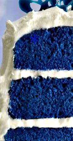 Blue Velvet Cake (2 Layer)