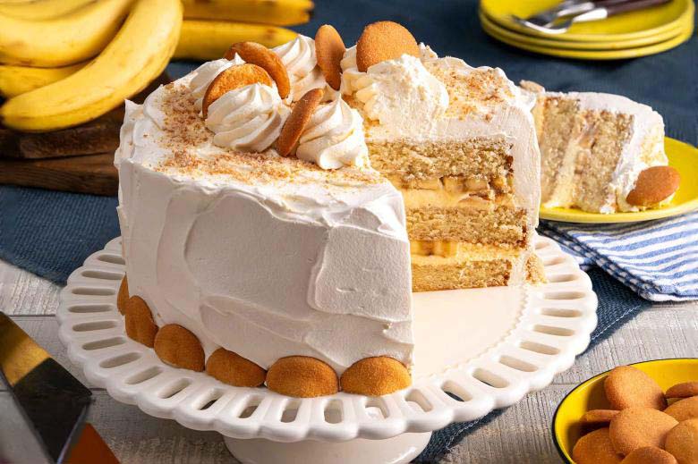 Banana Pudding Cake W/ Cream Cheese Frosting (2 Layer)