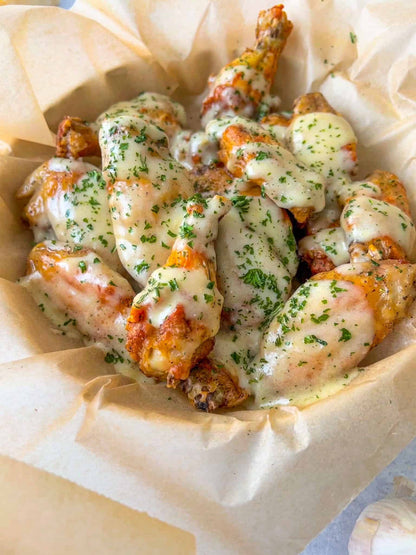 Cheesy Garlic Wings (Catering Size)