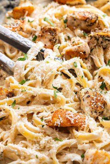 Fettuccine Alfredo