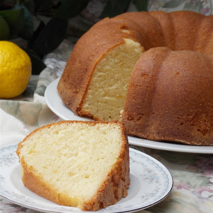 Classic Old Fashioned Pound Cake (Catering Size)