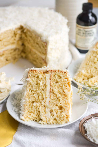Coconut Cake W/ Coconut Cream Frosting (2 Layer) (Catering Size)